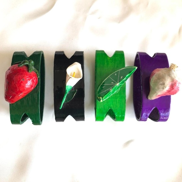Vintage 80s Funky Fruit & Vegetable Napkin Ring Holders - Picture 2 of 4